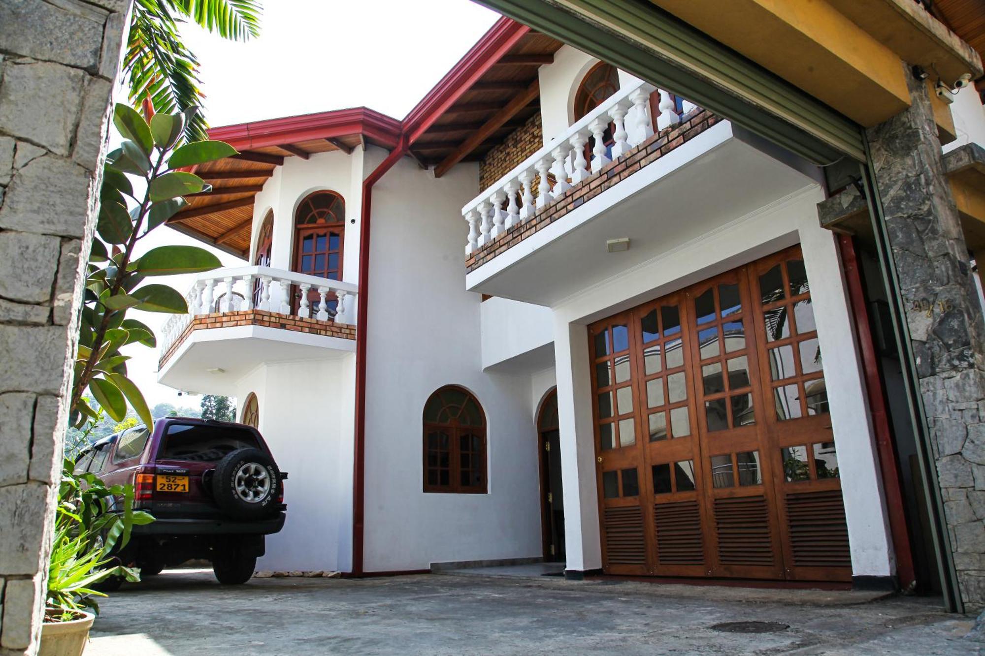 Kan̆Du Kandy Luaran gambar